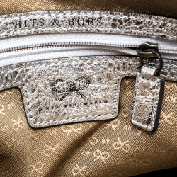 Pre Owned Anya Hindmarch Metallic Silver Crinkle Leather Scrooge Day Glitter Clutch