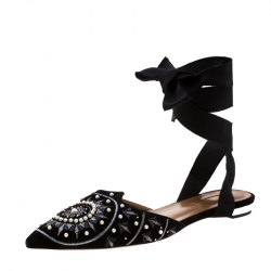 Pre Owned  حذاء فلات أكوازورا قطيفة أسود مزخرف ستيلر بحزام للكاحل مقاس 39