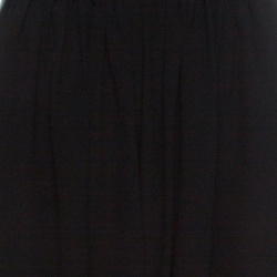 Pre Owned تنورة شورت أرماني كوليزيوني حرير أسود بشريط خصر مطاطي بطيات M