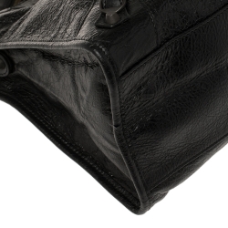 Pre Owned Balenciaga Black Leather RH City Bag