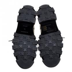 مملوكة مسبقًا حذاء ديربي بالنسياغا جلد أسود بخياطة علوية نعل سميك مقاس 38