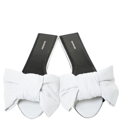 Pre Owned Balenciaga White Leather Bow Embellished Slide Flats Size 40