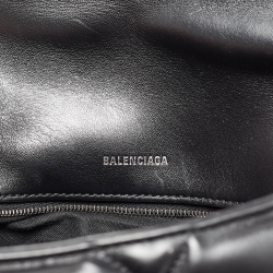 مملوكة مسبقًا Balenciaga Black Quilted Leather Touch Puffy Clutch