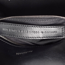 مملوكة مسبقًا Balenciaga Black Quilted Leather Touch Puffy Clutch