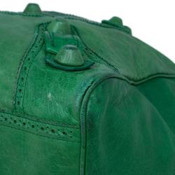 مملوكة مسبقًا Balenciaga Green Leather Giant Covered Midday Tote