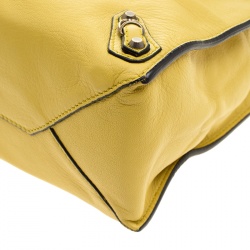 مملوكة مسبقًا Balenciaga Curry Leather Mini Papier A4 Magnet Tote