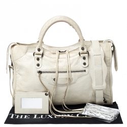 Pre Owned Balenciaga White Leather Classic City Tote