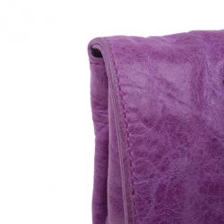 Pre Owned حقيبة كلتش بالنسياغا جاينت إنفيلوب بغطاء جلد بنفسجي