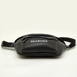 Pre Owned Balenciaga Black Leather Everyday Belt Bag