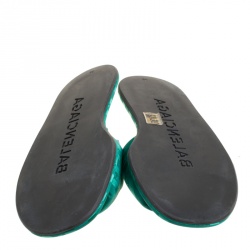 Pre Owned حذاء سلايدز بالنسياغا فلات هوتل جاكارد أخضر مقاس 39