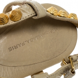 مملوكة مسبقًا صندل إصبع بالنسياغا أرينا جلد أزرق مرصع مقاس 38.5