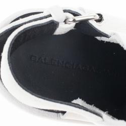 مملوكة مسبقًا Balenciaga White Leather Glove Open Toe Sandals Size 36