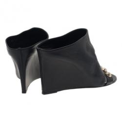 مملوكة مسبقًا  صندل بالنسيياغا أرينا جلد مرصع أسود مقاس 37