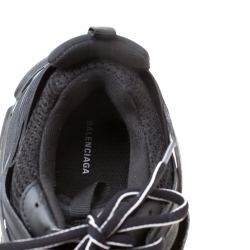 مملوكة مسبقًا حذاء رياضي بالنسياغا أربطة تراك شبك/ جلد أسود مقاس 41