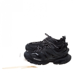 مملوكة مسبقًا حذاء رياضي بالنسياغا أربطة تراك شبك/ جلد أسود مقاس 41