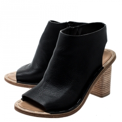 Balenciaga Black Leather Open Toe Block Heel Sandals Size 37