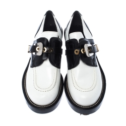 مملوكة مسبقًا Balenciaga Monochrome Leather Buckle Detail Derby Size 38.5