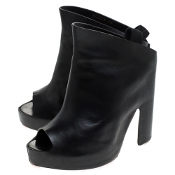 Pre Owned صندل سلايد بالنسياغا مقدمة مفتوحة نعل سميك جلد أسود مقاس 38