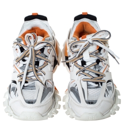 مملوكة مسبقًا حذاء تراك تراينرز بالنسياغا شبك وجلد برتقالي / أبيض مقاس 38