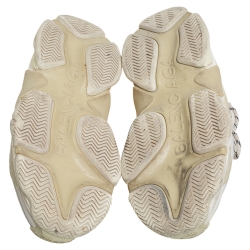 مملوكة مسبقًا Balenciaga White/Grey Leather And Mesh Triple S Low Top Sneakers Size 38