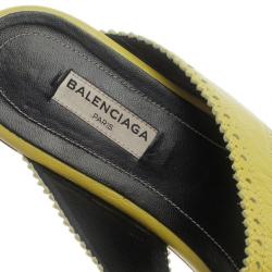 Pre Owned صندل بالنسياغا بروغ جلد أصفر بإصبع مقاس 40