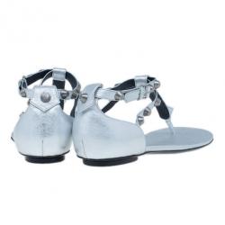 مملوكة مسبقًا Balenciaga Silver Leather Classic Arena Thong Sandal Size 38