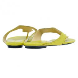 Pre Owned صندل بالنسياغا بروج ثونج جلد أصفر مقاس 40