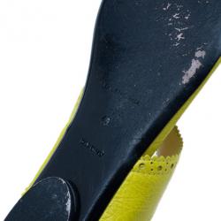 Pre Owned صندل بالنسياغا بروج ثونج جلد أصفر مقاس 40