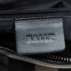 Bally Black Leather Traki Shoulder Bags