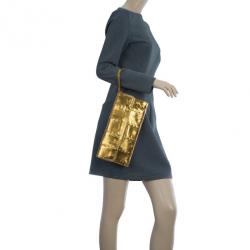 Pre Owned Bottega Veneta Gold Snakeskin Intrecciato Metal Trim Clutch