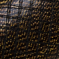 مملوكة مسبقًا حقيبة كلتش بوتيغا فينيتا بعقدة وتطريز جلد صفراء/سوداء