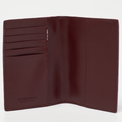 Pre Owned Bottega Veneta Burgundy Intrecciato Leather Passport Holder