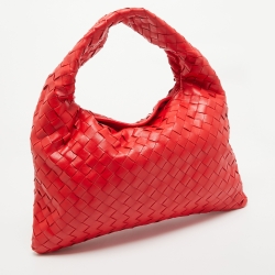 Pre Owned Bottega Veneta Red Intrecciato Leather Small Hop Shoulder Bag