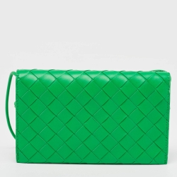 Pre Owned Bottega Veneta Green Intrecciato Leather Wallet on Strap