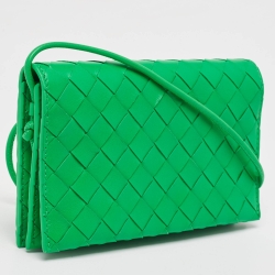 Pre Owned Bottega Veneta Green Intrecciato Leather Wallet on Strap