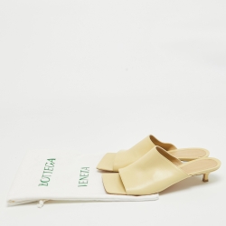 Pre Owned Bottega Veneta Beige Leather Stretch Slide Sandals Size 40