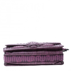 مملوكة مسبقًا حقيبة كتف بوتيغا فينيتا ريالتو جلد ثعبان بنفسجية