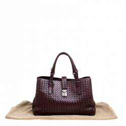 مملوكة مسبقًا حقيبة يد بوتيغا فينيتا روما جلد إنترشياتو بنية فاتحة