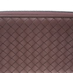 Pre Owned Bottega Veneta Grape Intrecciato Nappa Leather Zip Wallet