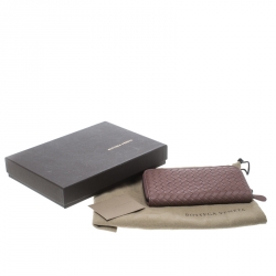 Pre Owned Bottega Veneta Grape Intrecciato Nappa Leather Zip Wallet