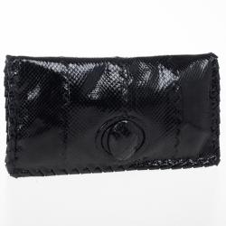 مملوكة مسبقًا Bottega Veneta Black Ayres Twist Lock Watersnake Clutch