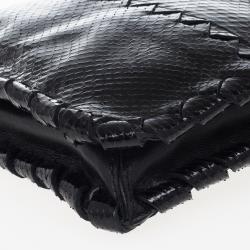 مملوكة مسبقًا Bottega Veneta Black Ayres Twist Lock Watersnake Clutch