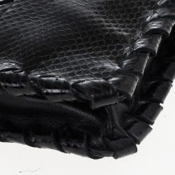 مملوكة مسبقًا Bottega Veneta Black Ayres Twist Lock Watersnake Clutch