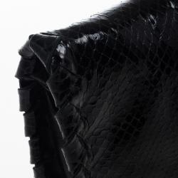 مملوكة مسبقًا Bottega Veneta Black Ayres Twist Lock Watersnake Clutch