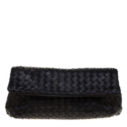 Pre Owned حقيبة كلتش بوتيغا فينيتا بقلاب أنترشياتو جلد سوداء