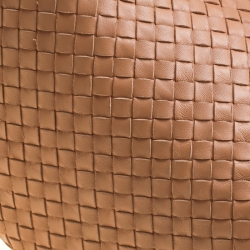 Pre Owned Bottega Veneta Peach Nappa Leather Intrecciato Large Veneta Hobo
