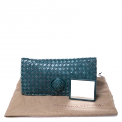 Pre Owned Bottega Veneta Green Intrecciato Snakeskin and Leather Twist Lock Clutch