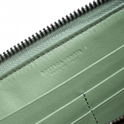 Pre Owned Bottega Veneta Mint Green Intrecciato Leather Zip Around Wallet