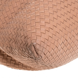 مملوكة مسبقًا Bottega Veneta Beige Intrecciato Leather Convertible Tote