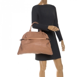 مملوكة مسبقًا Bottega Veneta Beige Intrecciato Leather Convertible Tote